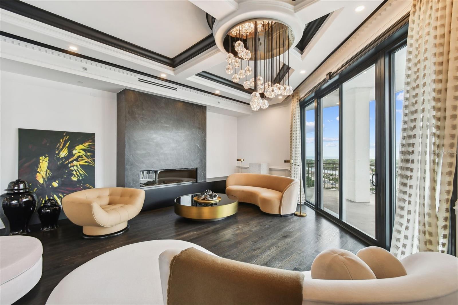 THE PLAZA HARBOUR ISLAND A CON - Residential