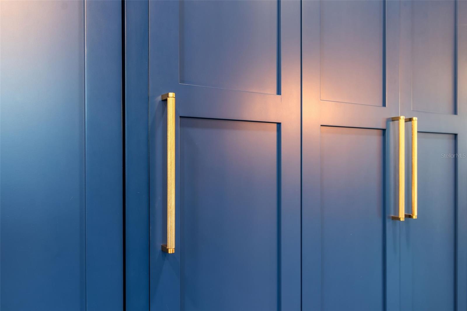 THE PLAZA HARBOUR ISLAND A CON - Residential