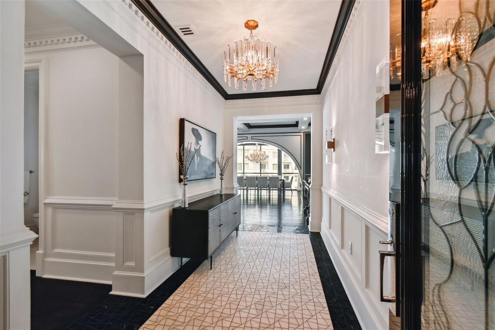 THE PLAZA HARBOUR ISLAND A CON - Residential