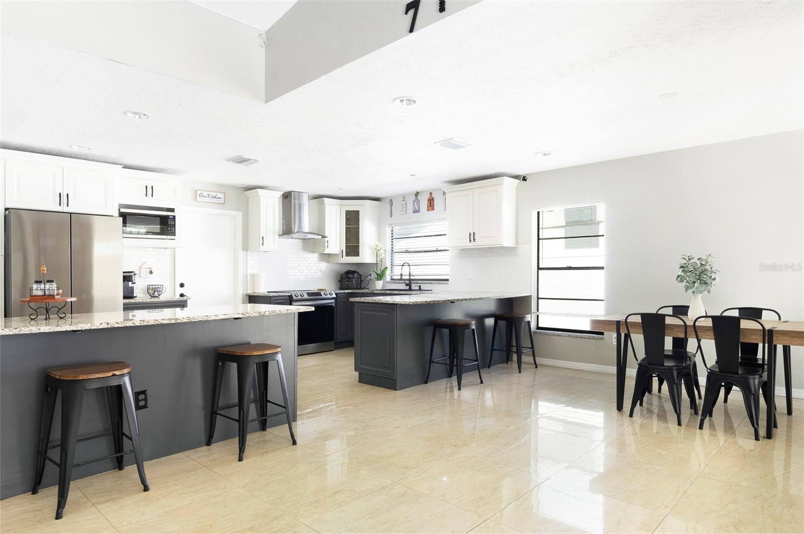 COUNTRY AIRE PH TWO - Residential