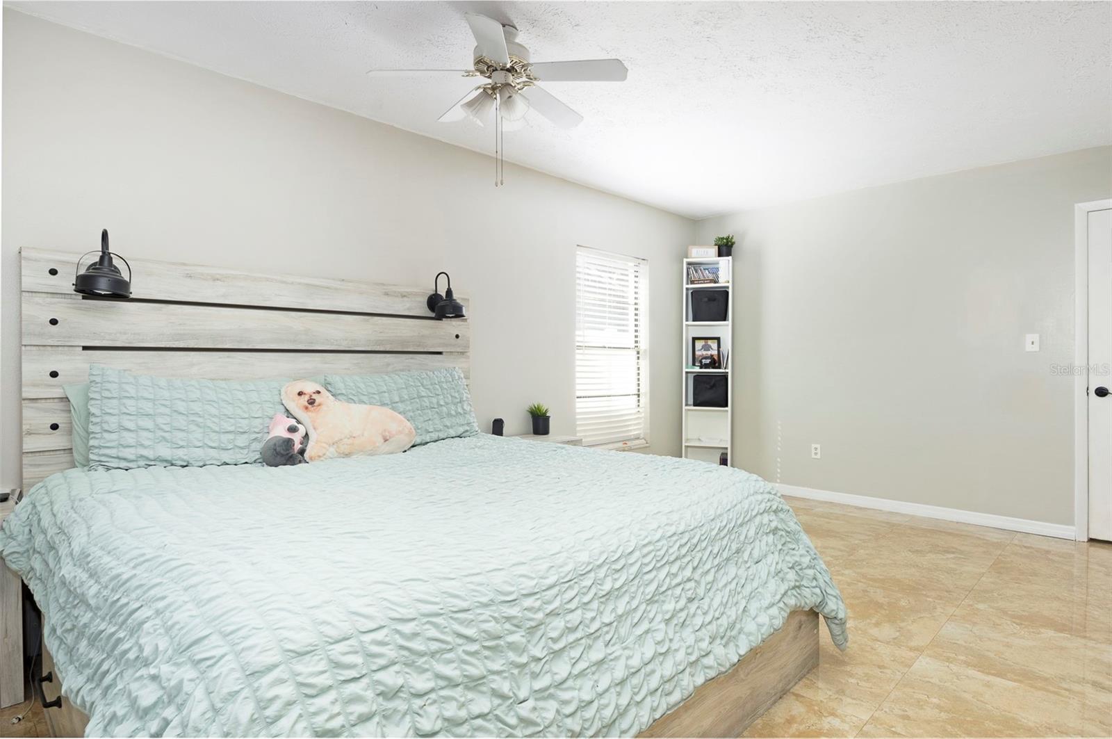 COUNTRY AIRE PH TWO - Residential