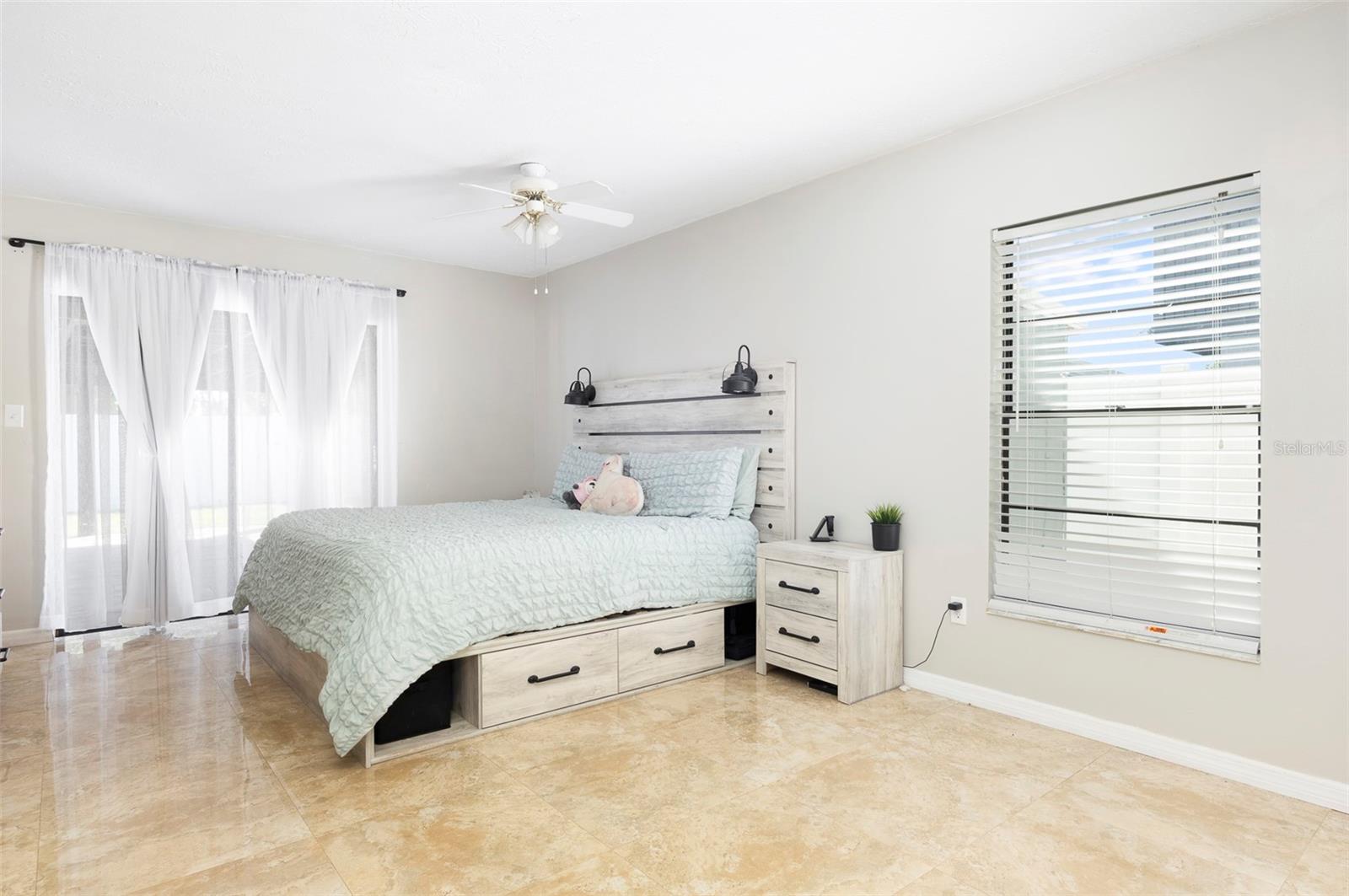 COUNTRY AIRE PH TWO - Residential