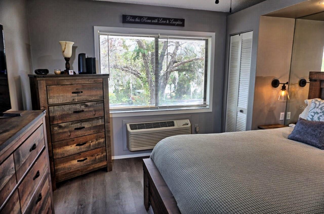 PARADISE LAKESCONDO - Residential