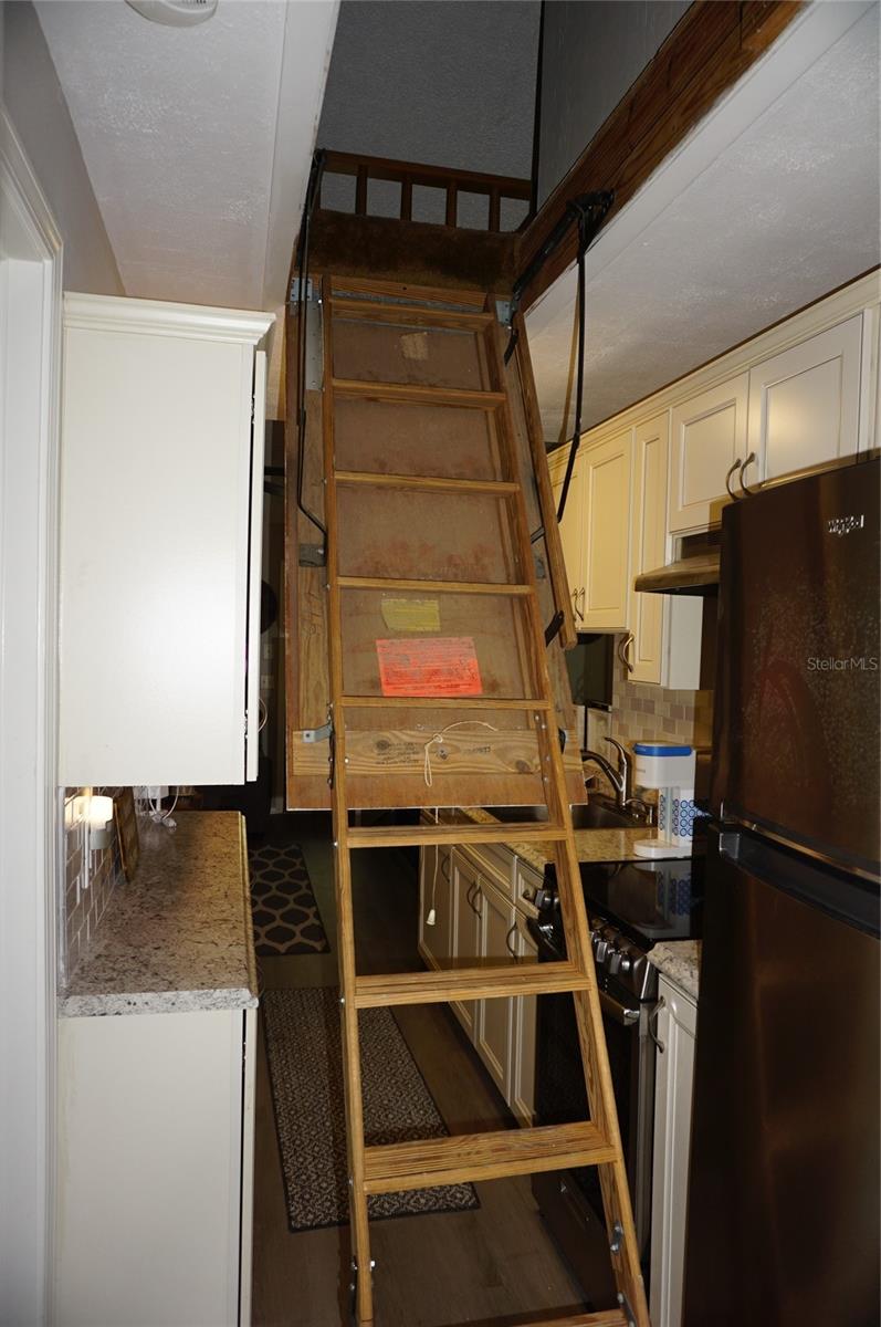 PARADISE LAKESCONDO - Residential