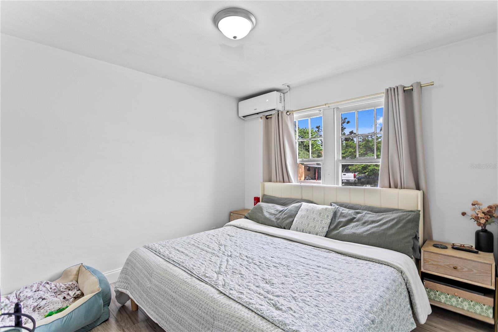 HARRIS SCHOOL ADD - Residential Income