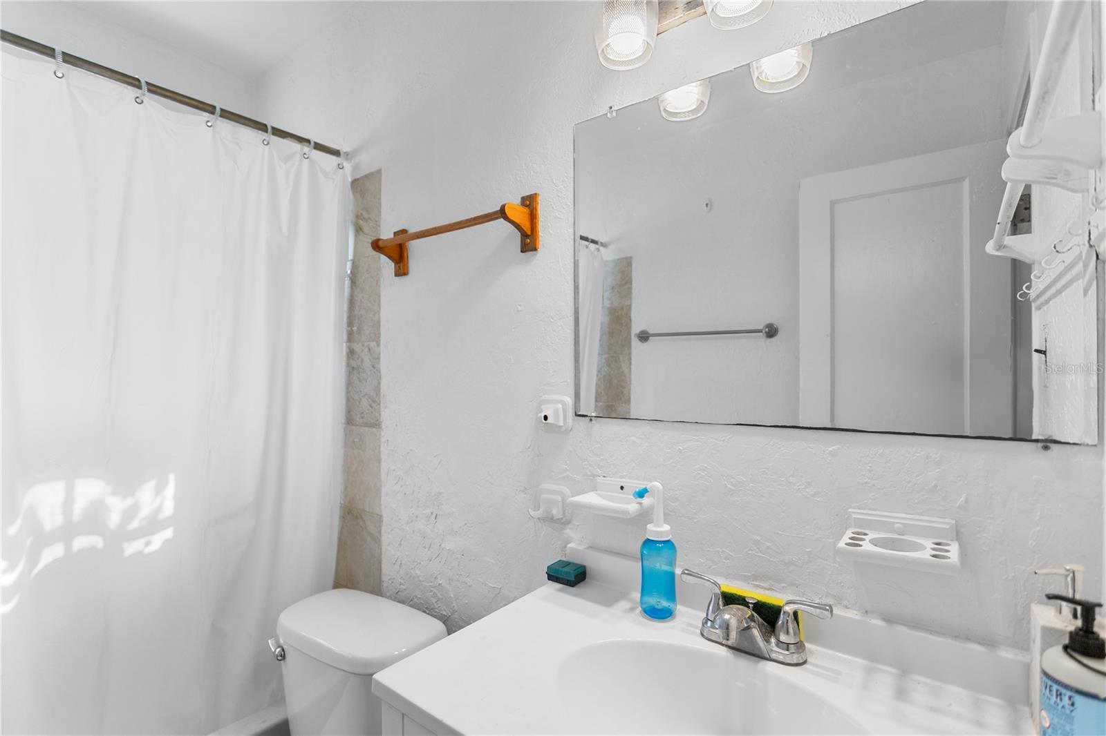 HARRIS SCHOOL ADD - Residential Income