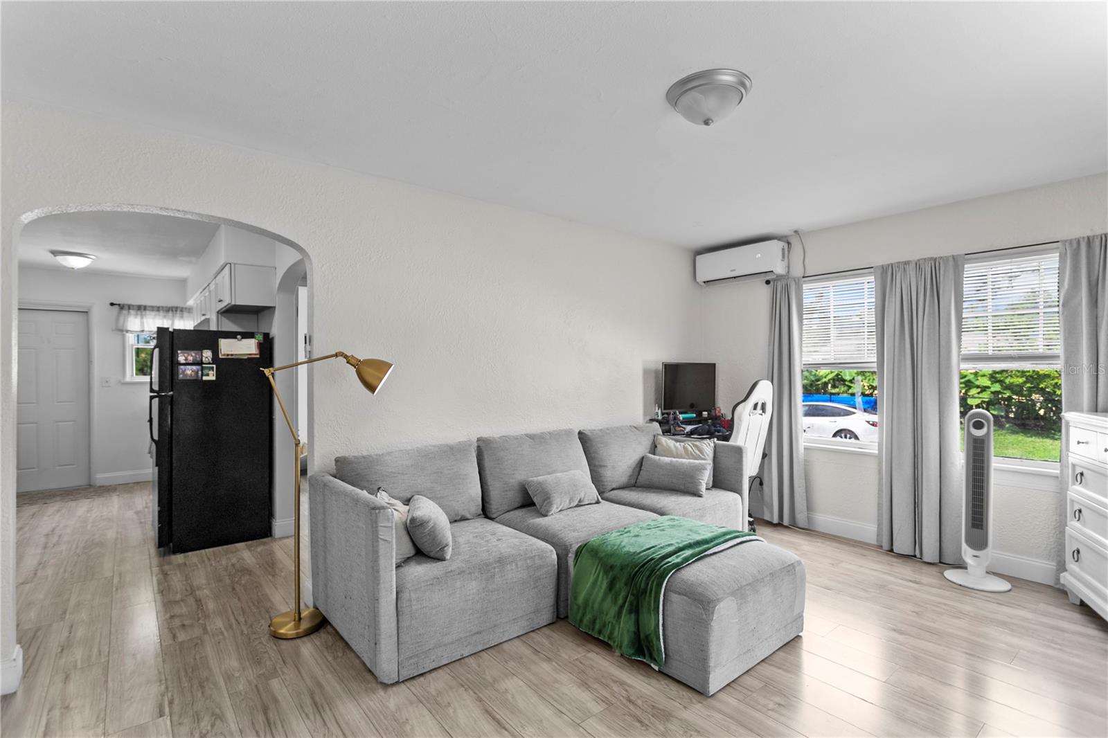 HARRIS SCHOOL ADD - Residential Income