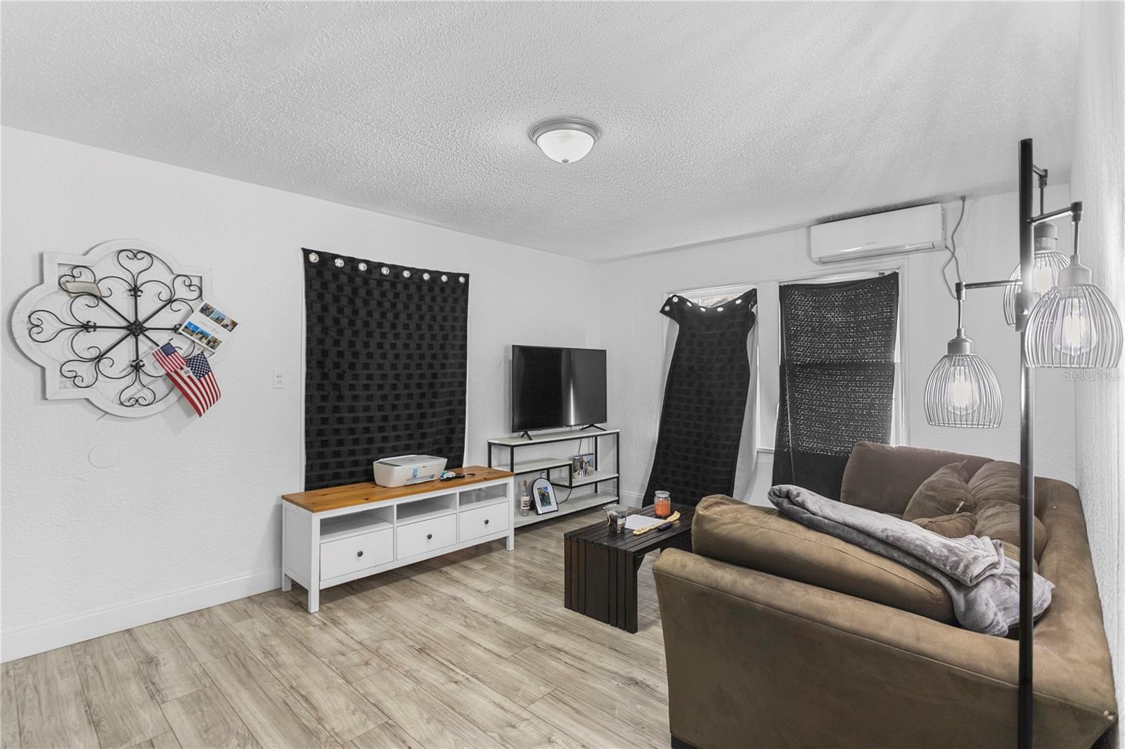 HARRIS SCHOOL ADD - Residential Income