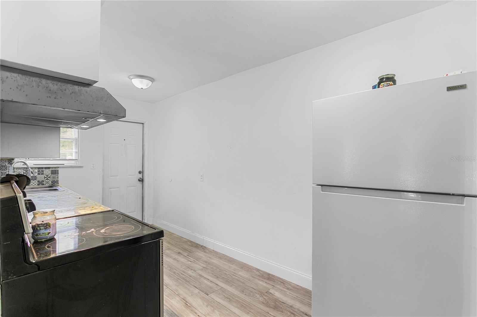 HARRIS SCHOOL ADD - Residential Income