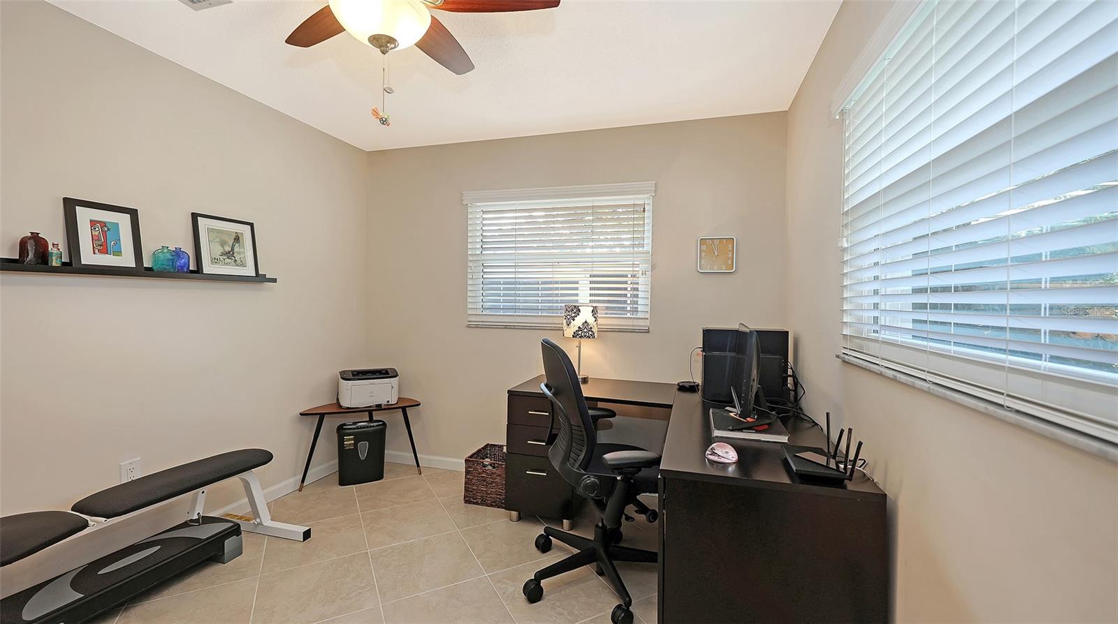 GLEN OAKS COUNTRY CLUB ESTATES - Residential