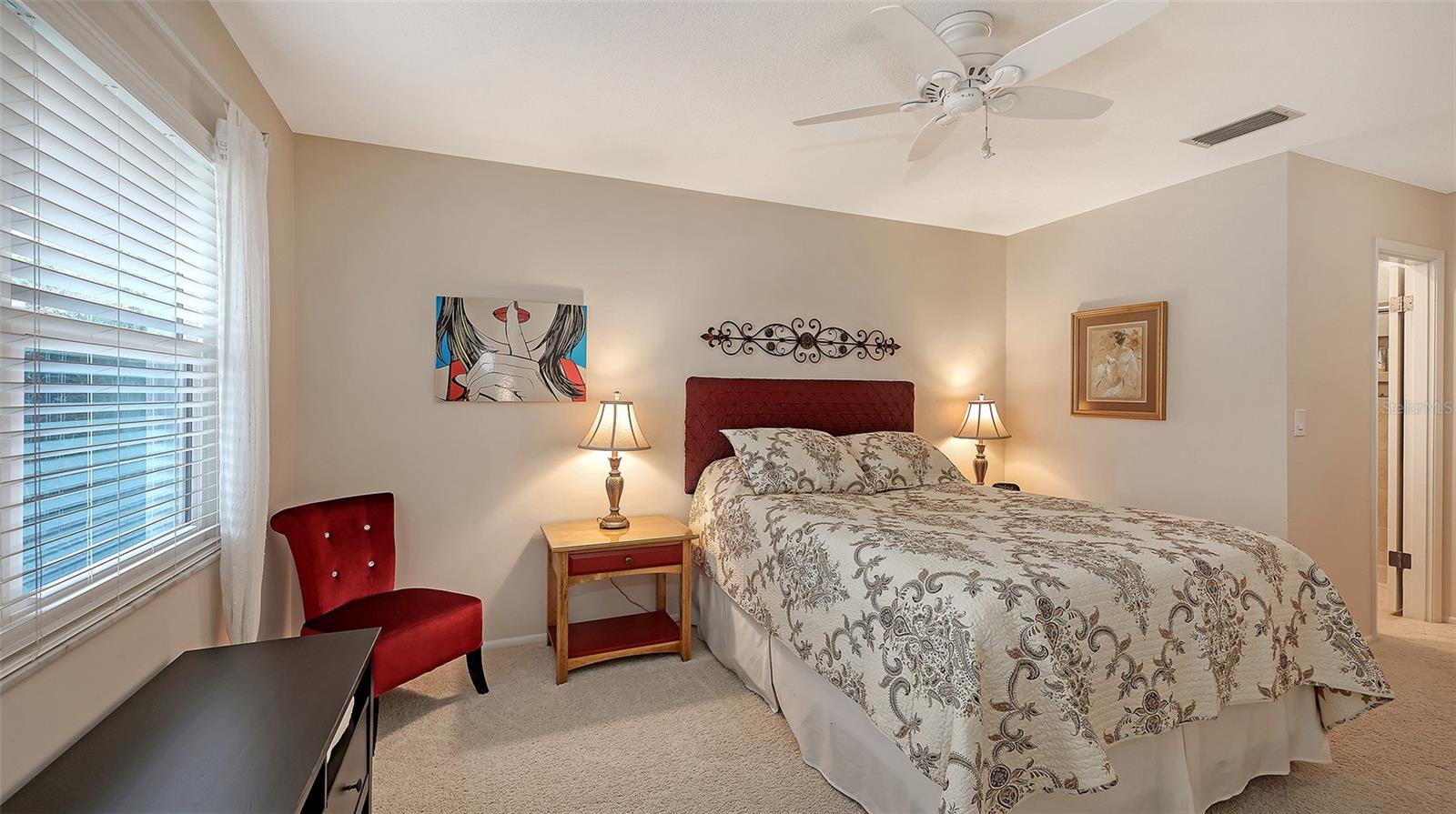 GLEN OAKS COUNTRY CLUB ESTATES - Residential