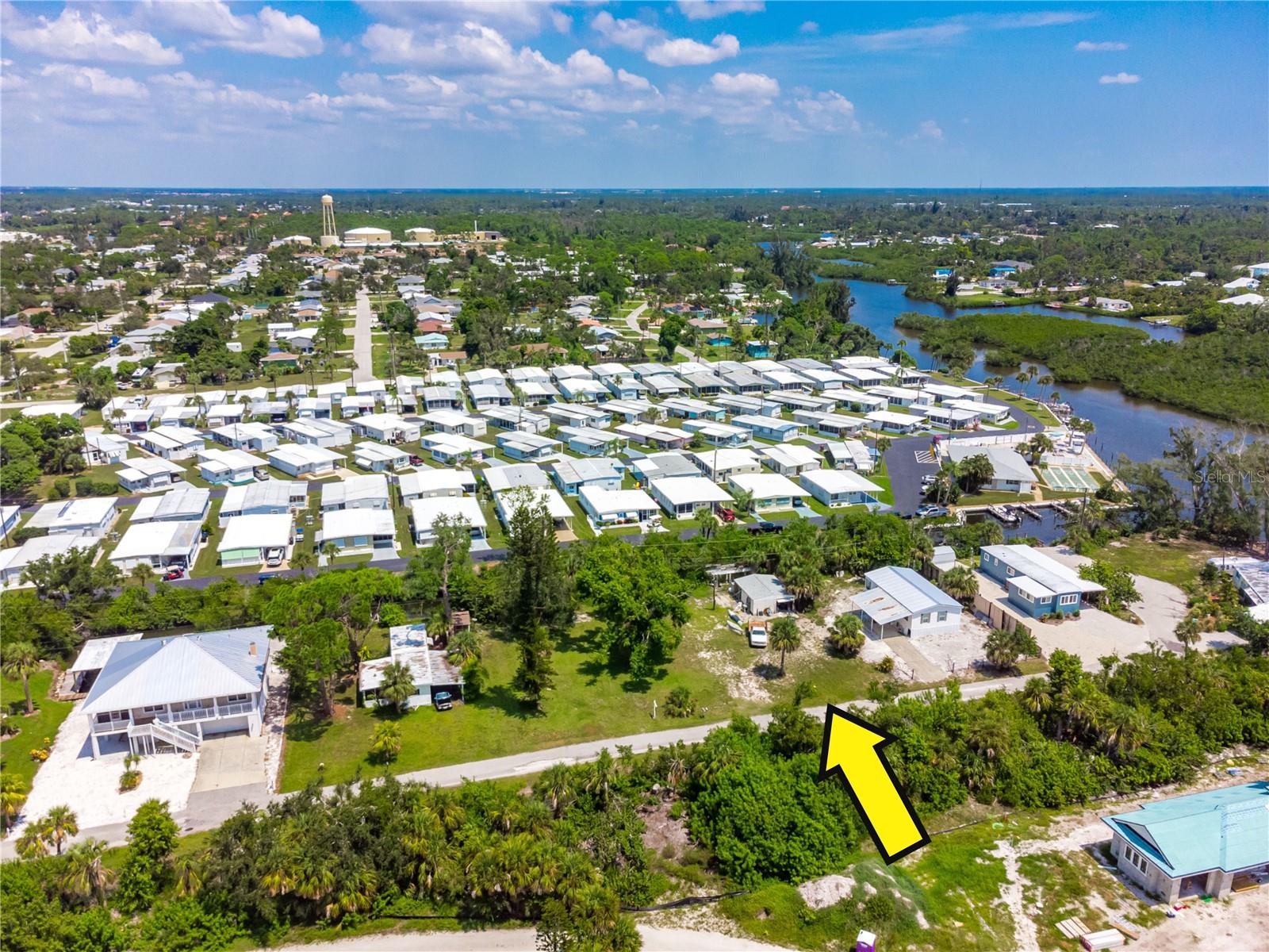 RIVERVIEW MOBILE ESTATES - Land