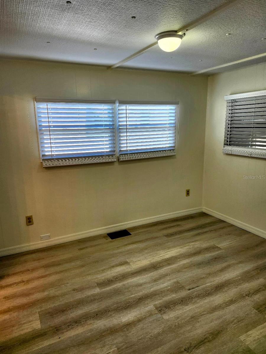 TRAILER ESTATES - Residential