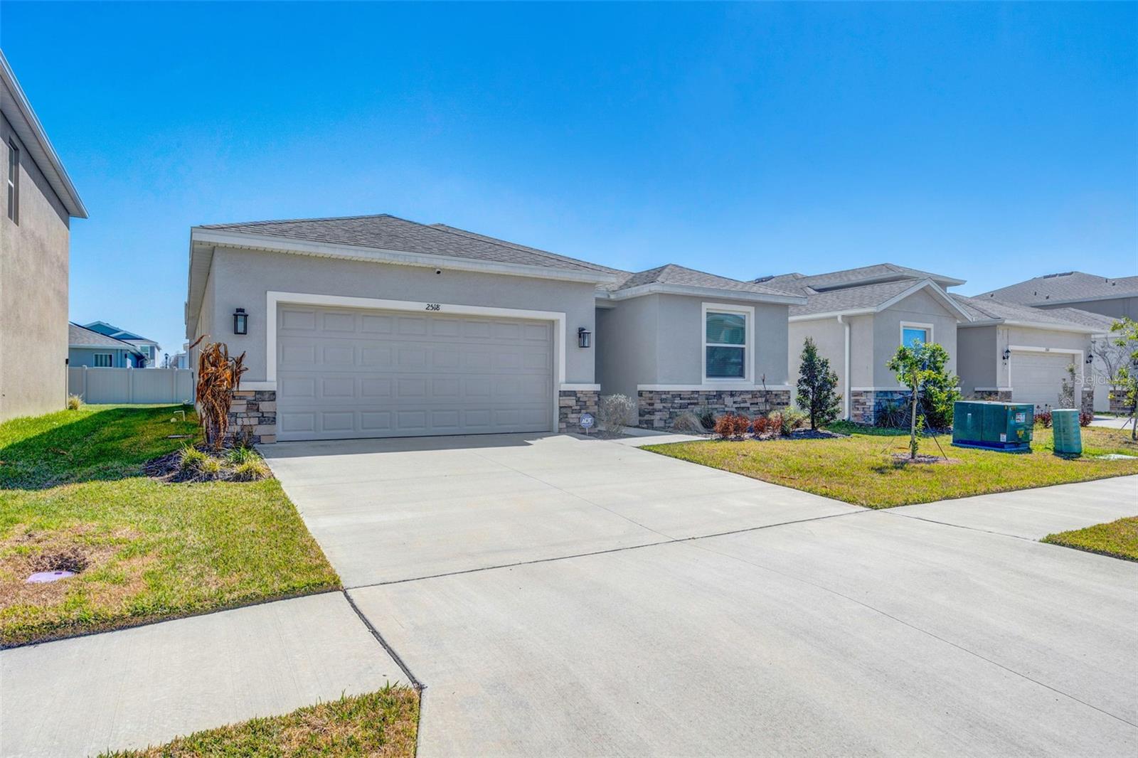 WOODCREEK - Residential