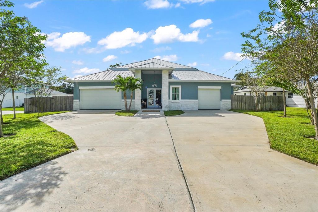 Photo of 11624 Oak Lane, Largo, FL 33778 (MLS # TB8436967)