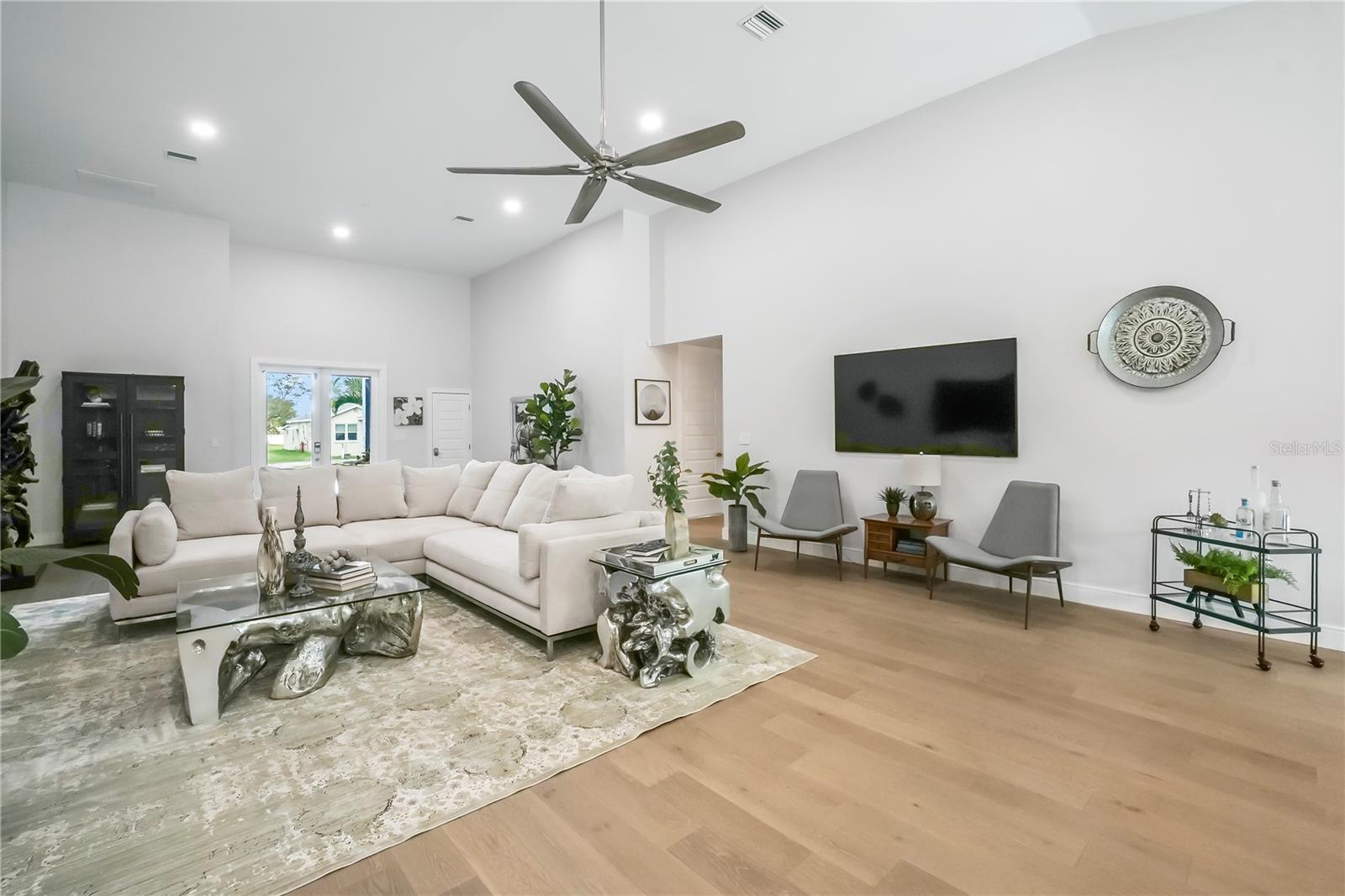 ACREAGE - Residential