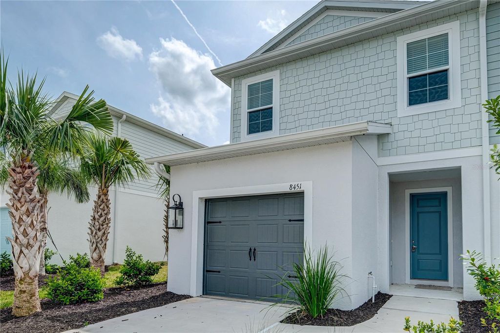 Photo of 8451 Canyon Creek Trail, Parrish, FL 34219 (MLS # A4674222)