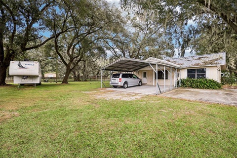 Photo of 1521 Cre Road, Dover, FL 33527 (MLS # TB8562040)