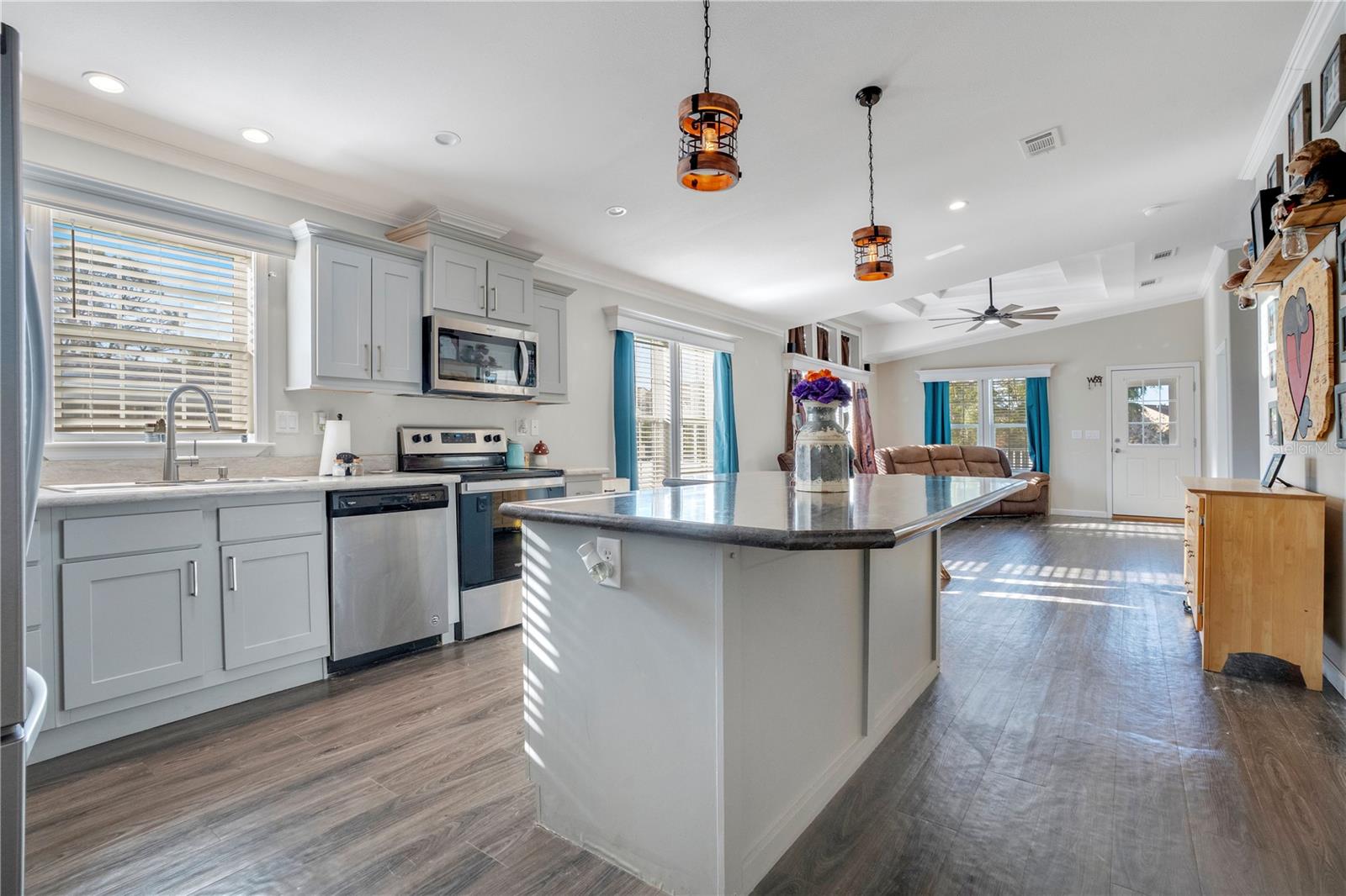 PALM VALLEY - Residential