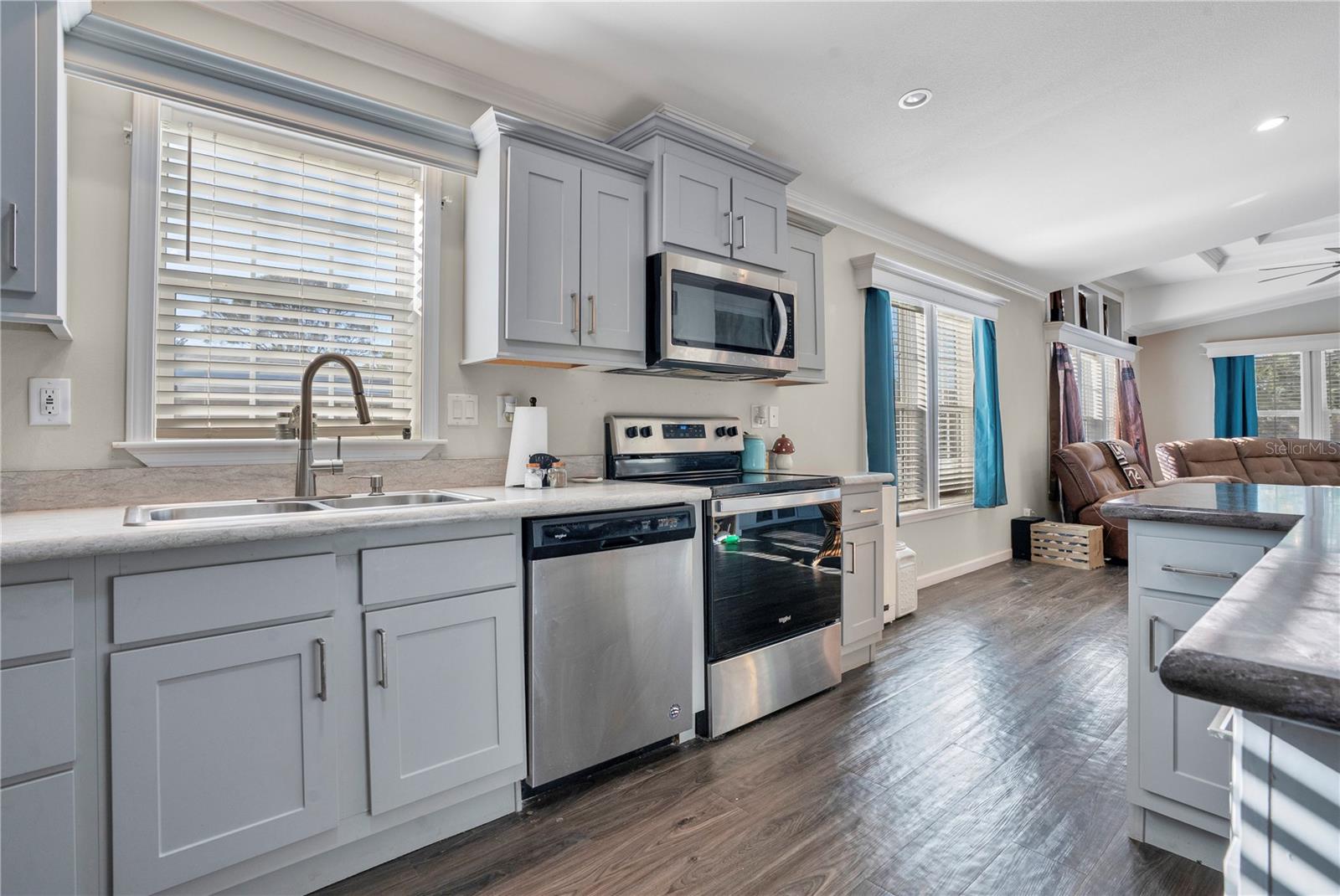 PALM VALLEY - Residential