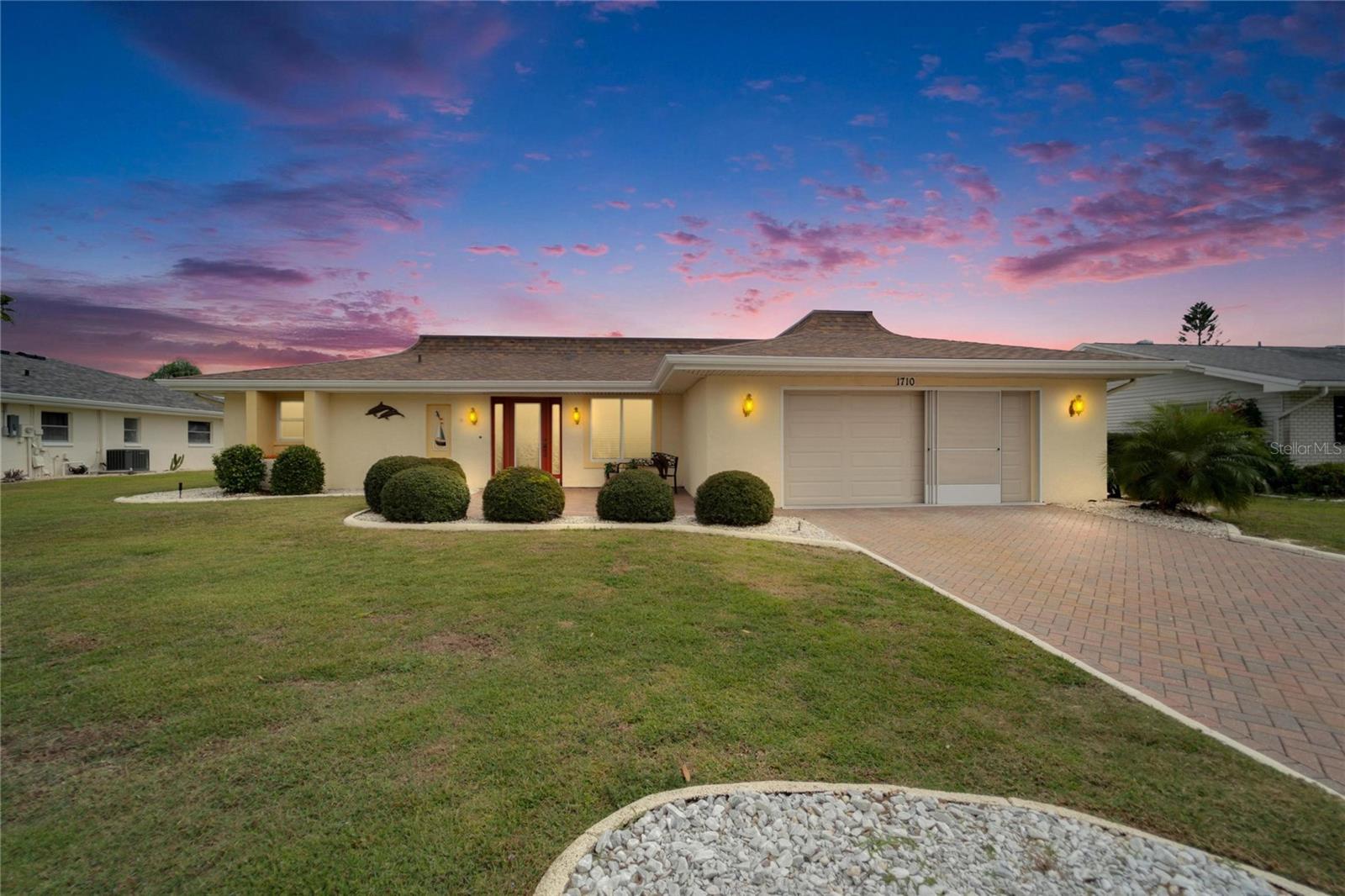 DEL WEBBS SUN CITY FLORIDA UN - Residential