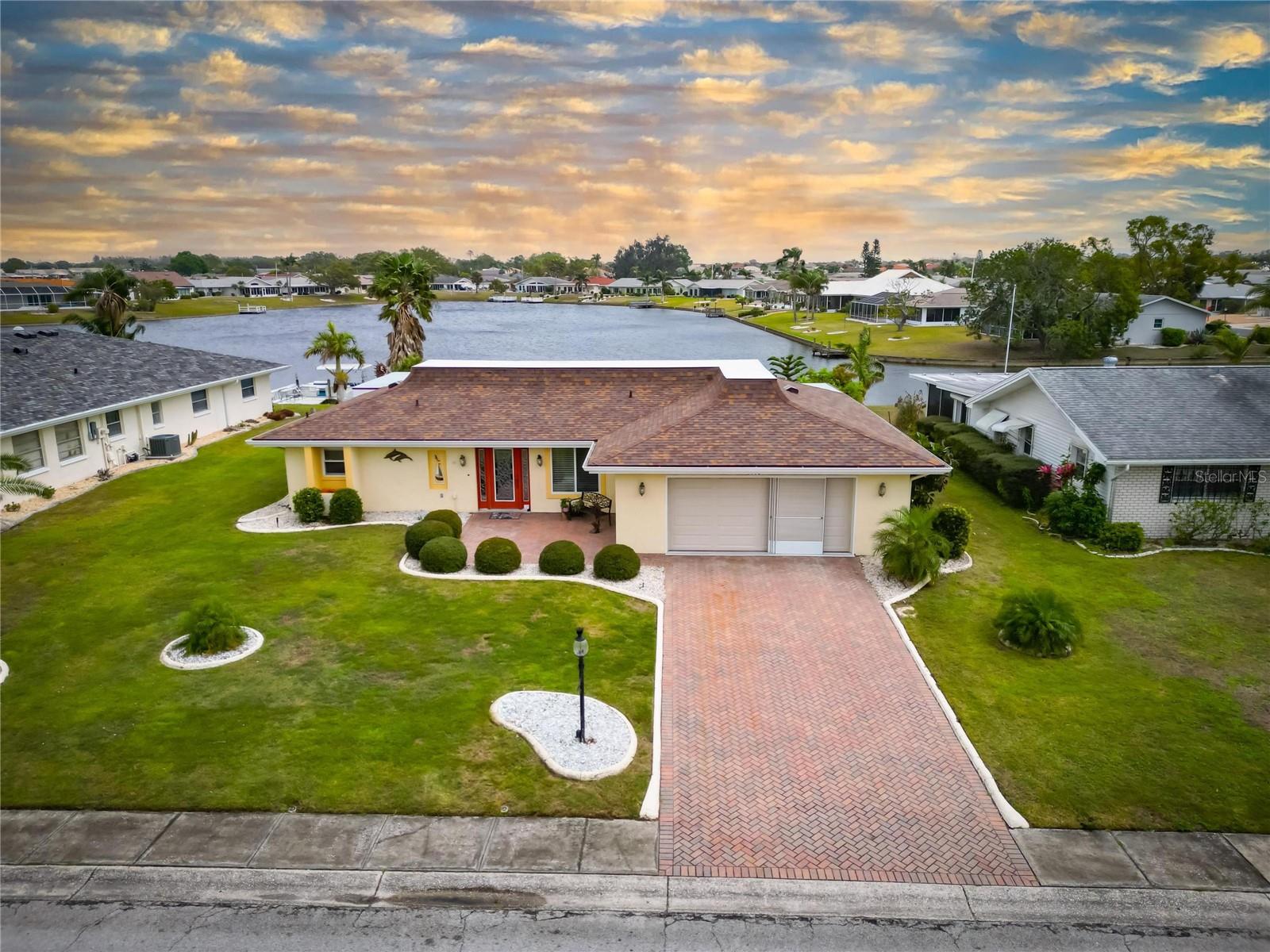 DEL WEBBS SUN CITY FLORIDA UN - Residential