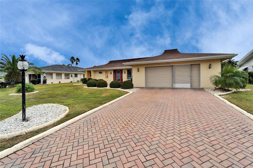 Photo of 1710 New Bedford Drive, Sun City Center, FL 33573 (MLS # TB8465923)