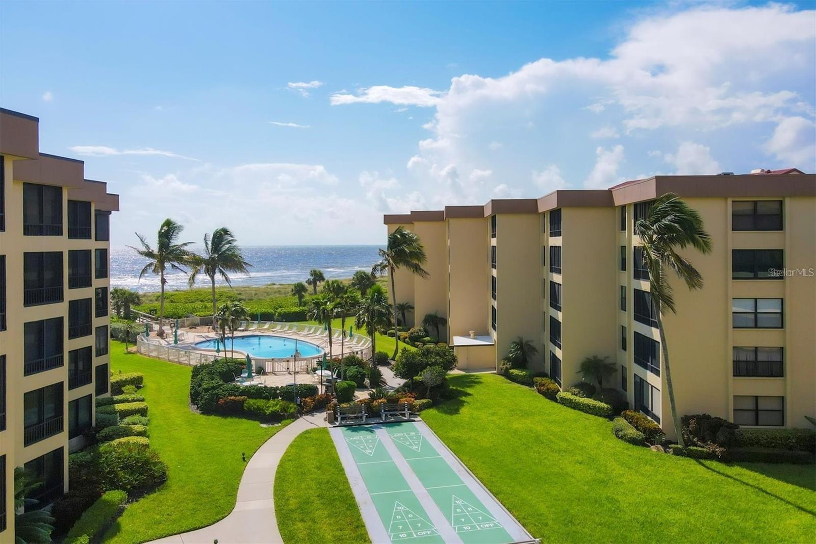 ISLAND REEF I - Residential Lease
