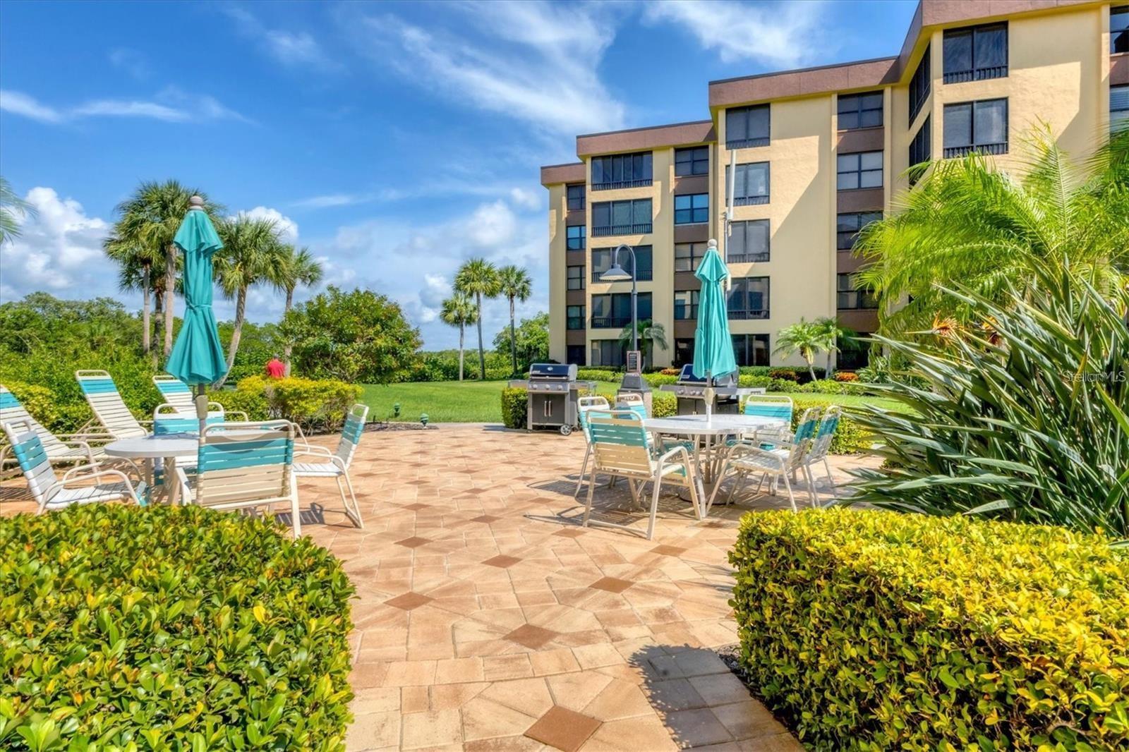 ISLAND REEF I - Residential Lease