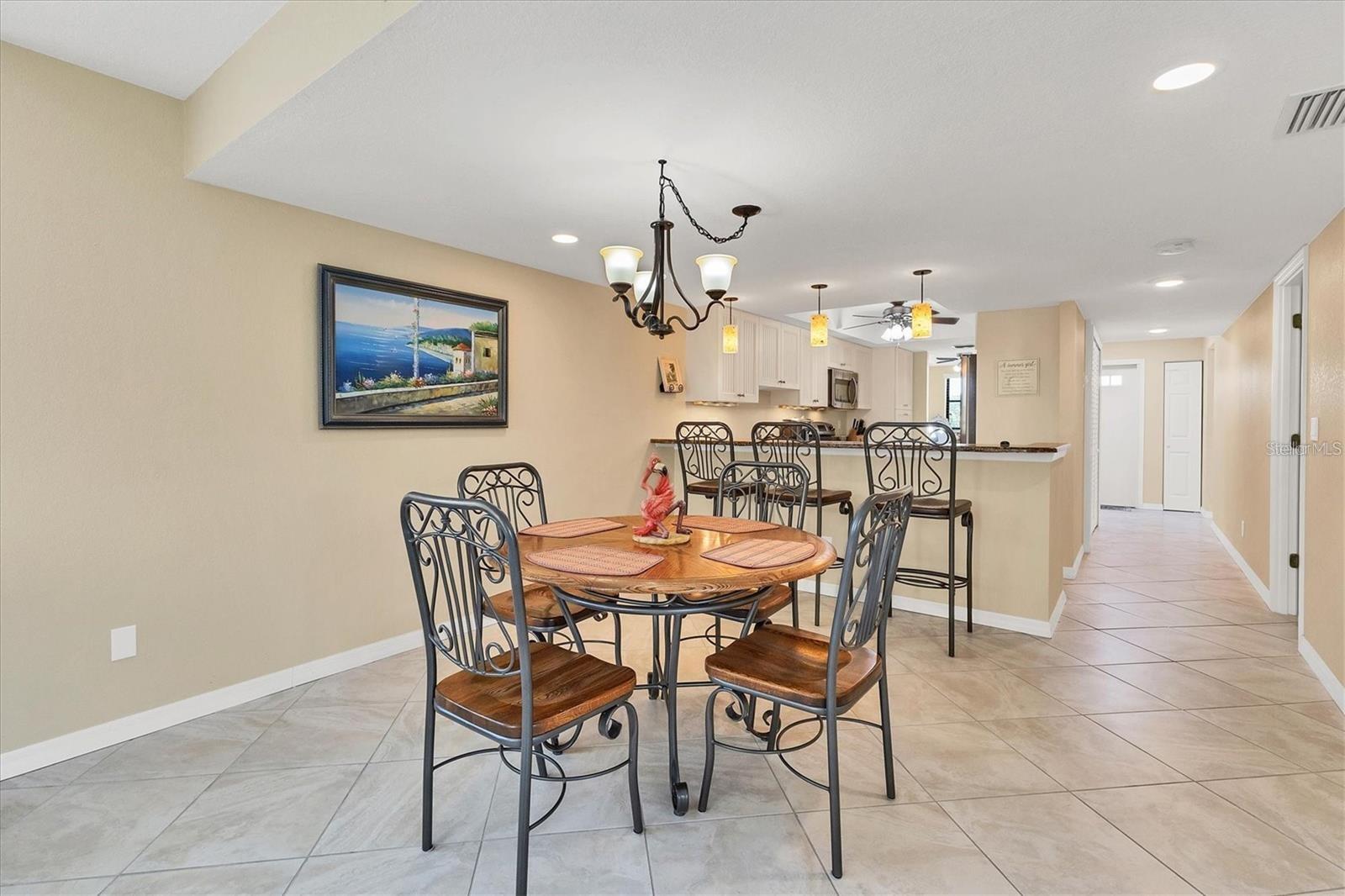 ISLAND REEF I - Residential Lease