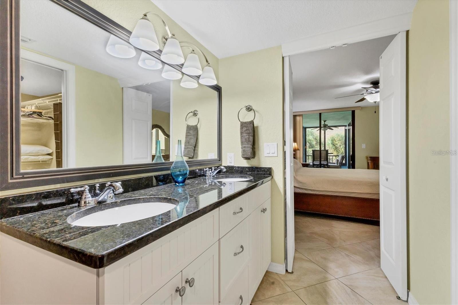 ISLAND REEF I - Residential Lease