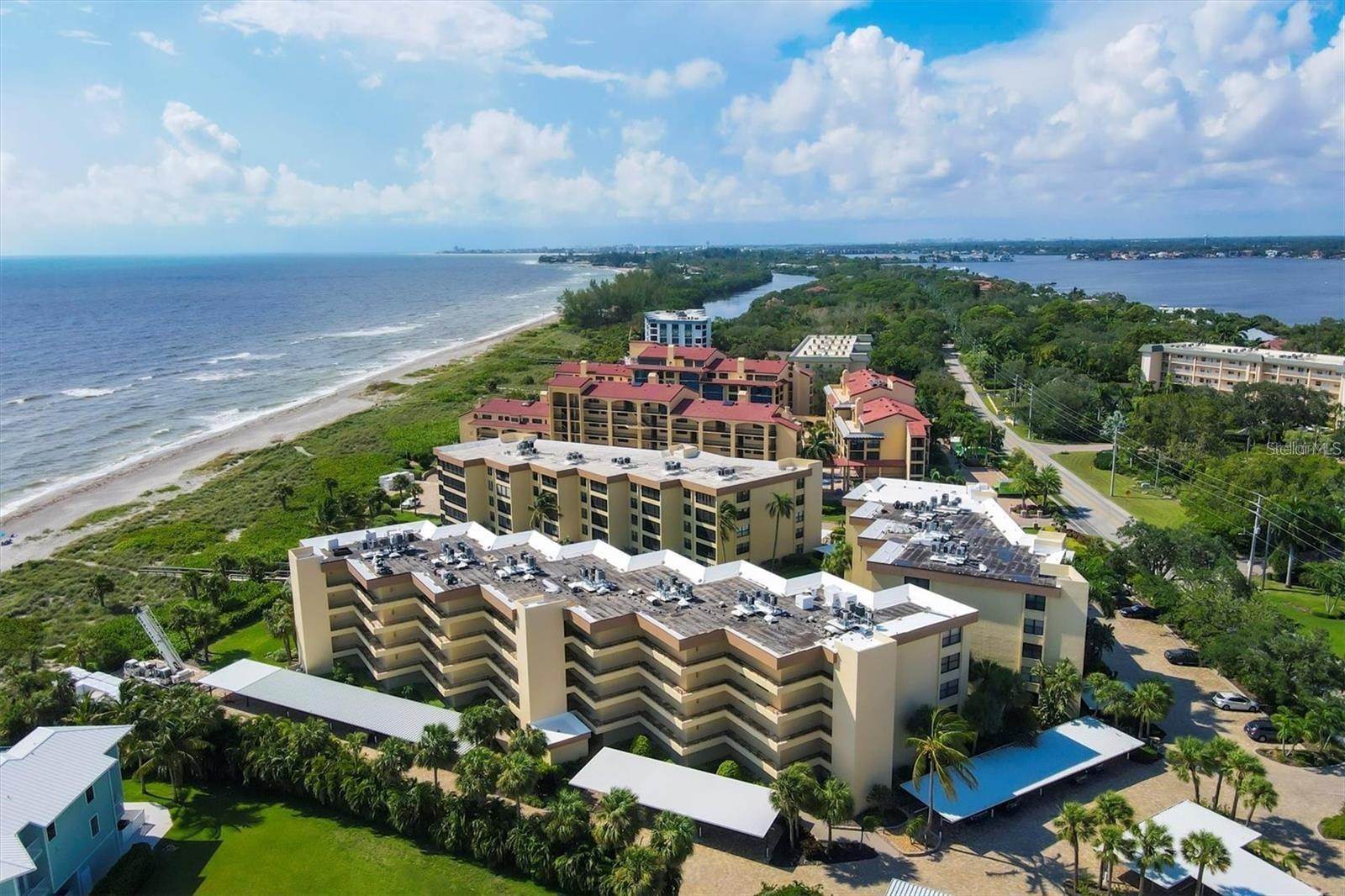ISLAND REEF I - Residential Lease