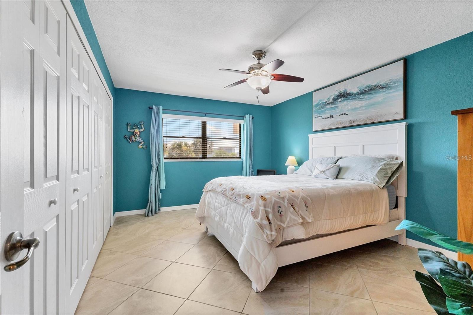 ISLAND REEF I - Residential Lease