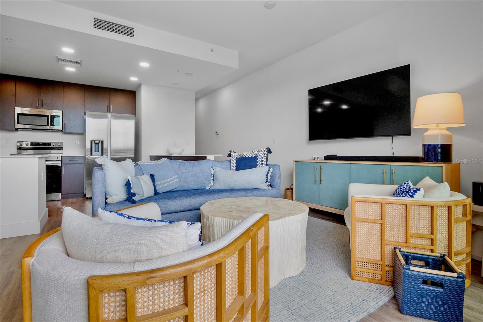 1709 N TAMIAMI TRAIL 416