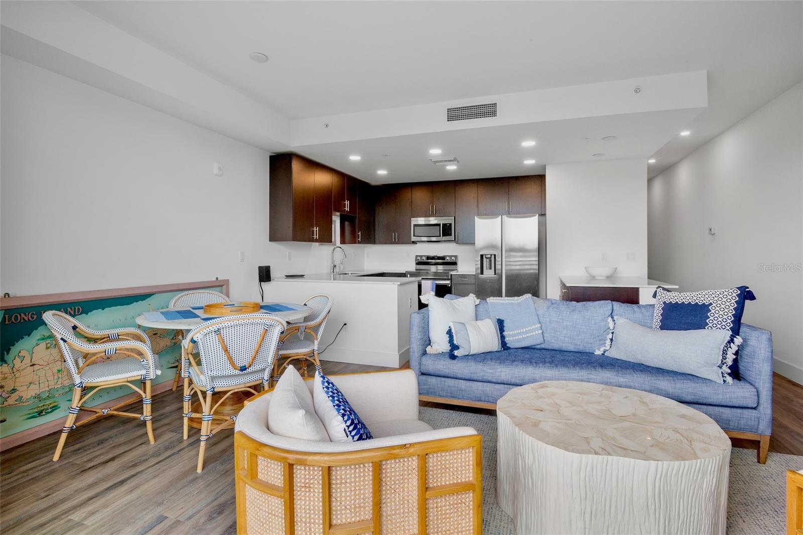 1709 N TAMIAMI TRAIL 416