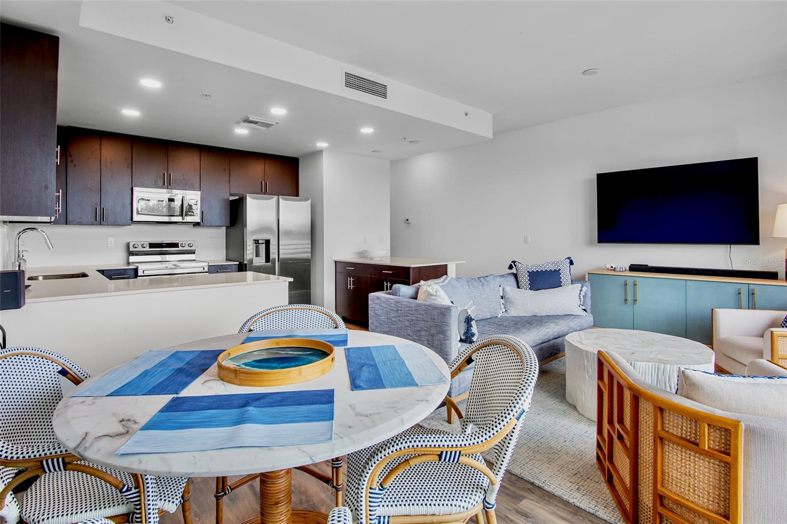 THE STRAND OF SARASOTA - Residential