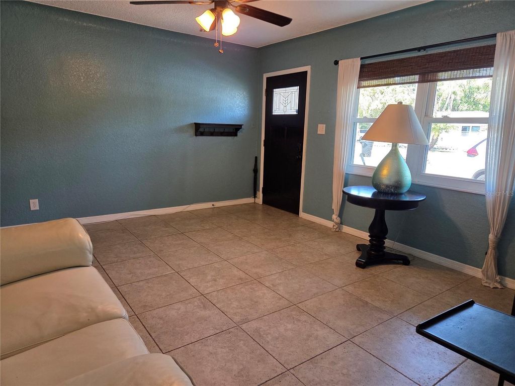 Photo of 5814 20th Ave S, Gulfport, FL 33707 (MLS # TB8491127)