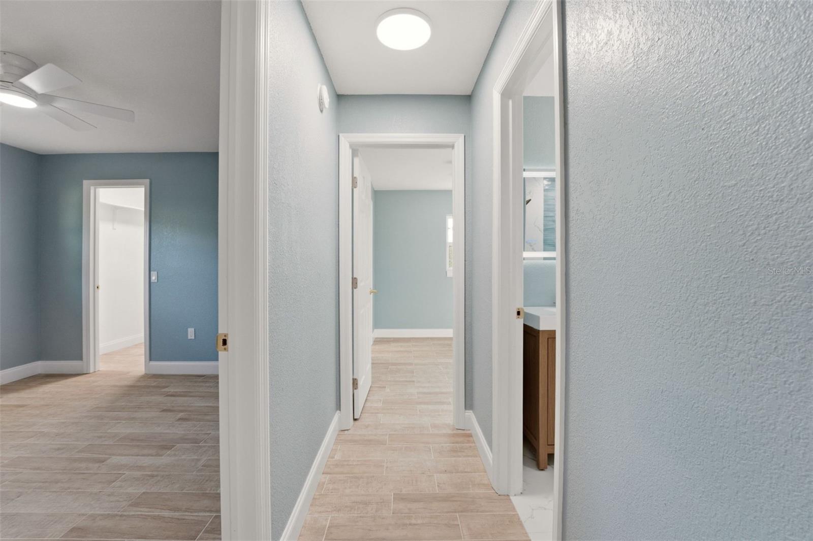 SOUTH POINTE WOODS - Residential