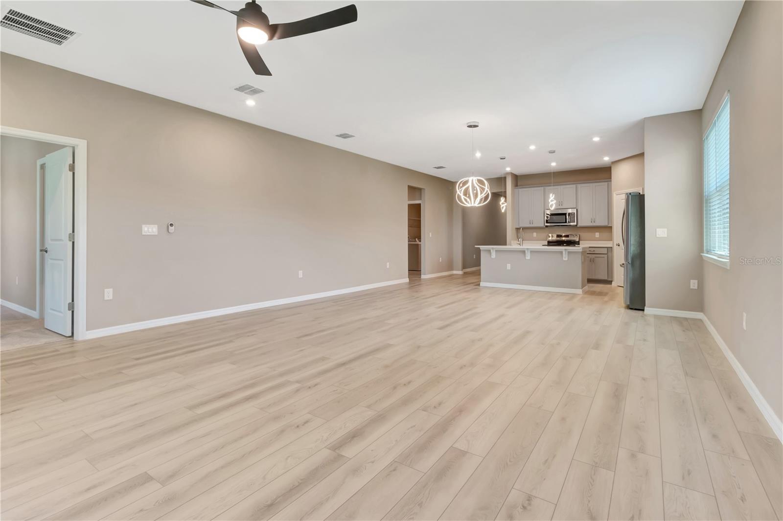 HIDDEN COVE - Residential