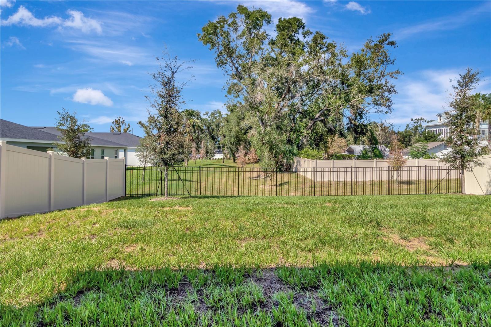 HIDDEN COVE - Residential