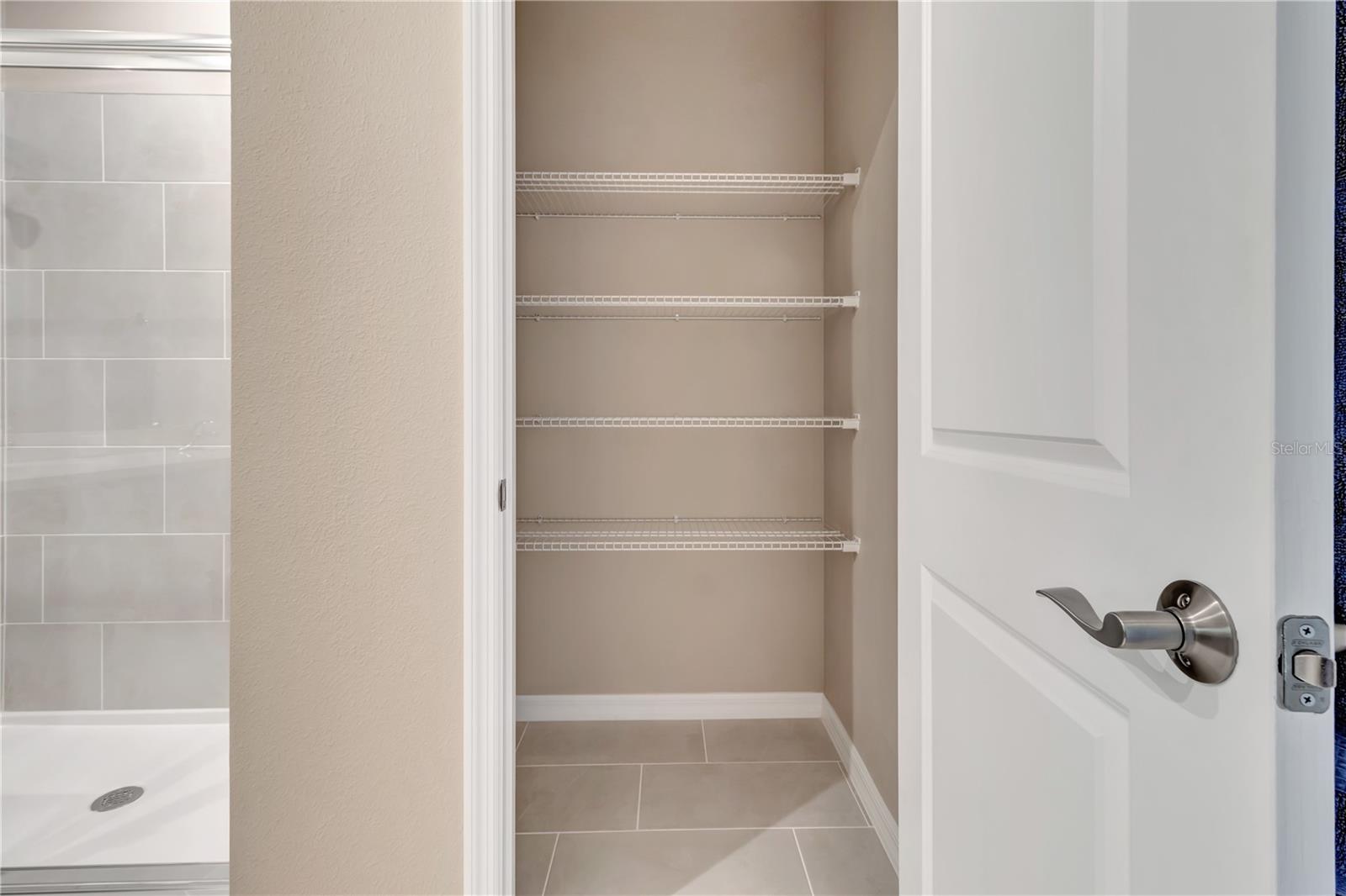 HIDDEN COVE - Residential