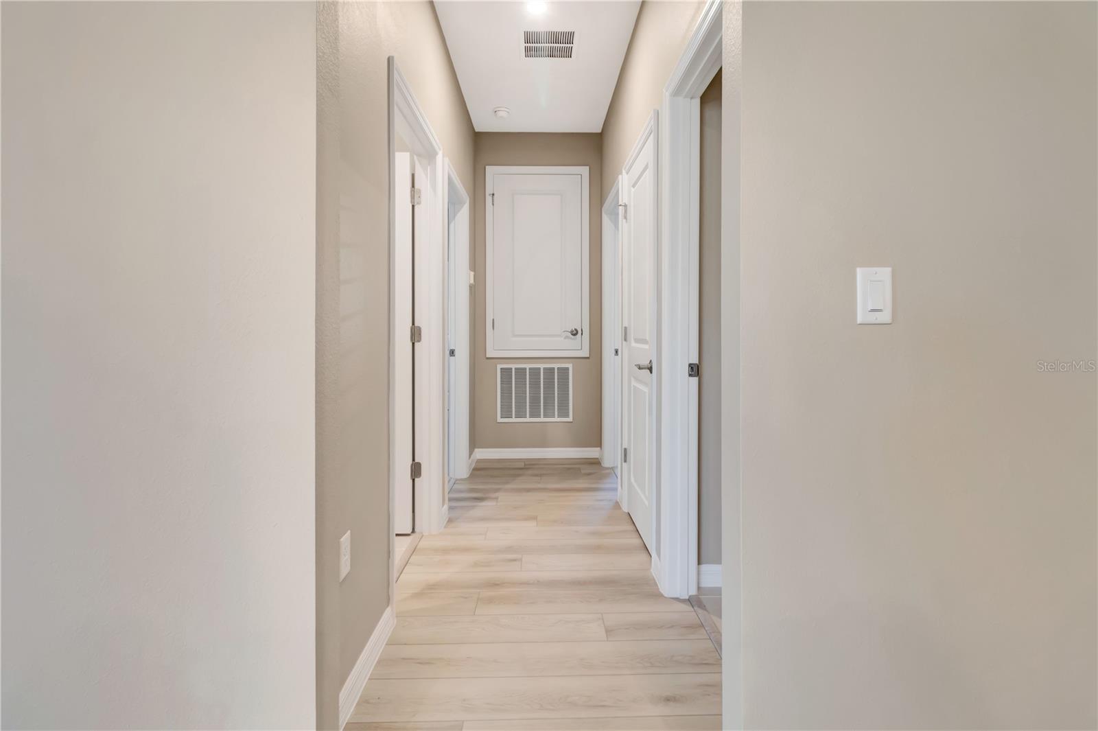 HIDDEN COVE - Residential