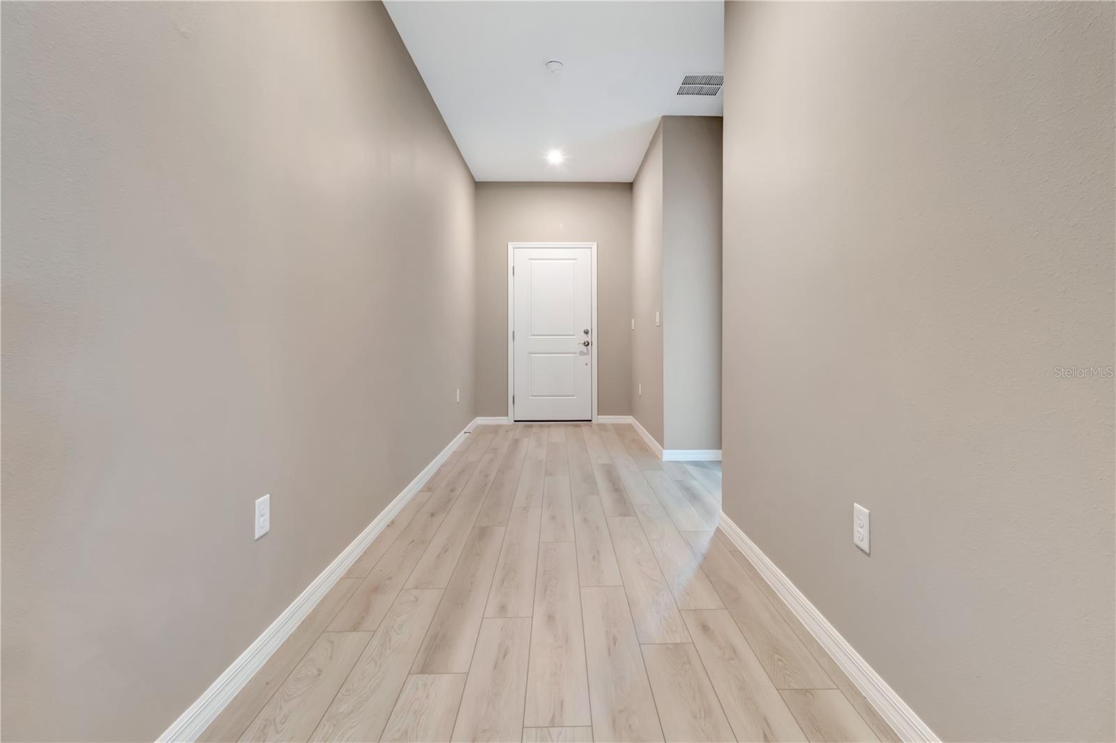 HIDDEN COVE - Residential