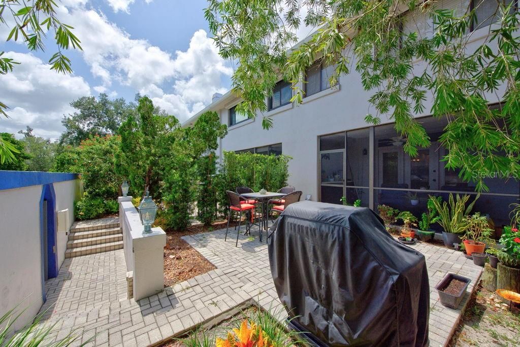 Photo of 1672 Watermark Circle NE, St Petersburg, FL 33702 (MLS # TB8531944)