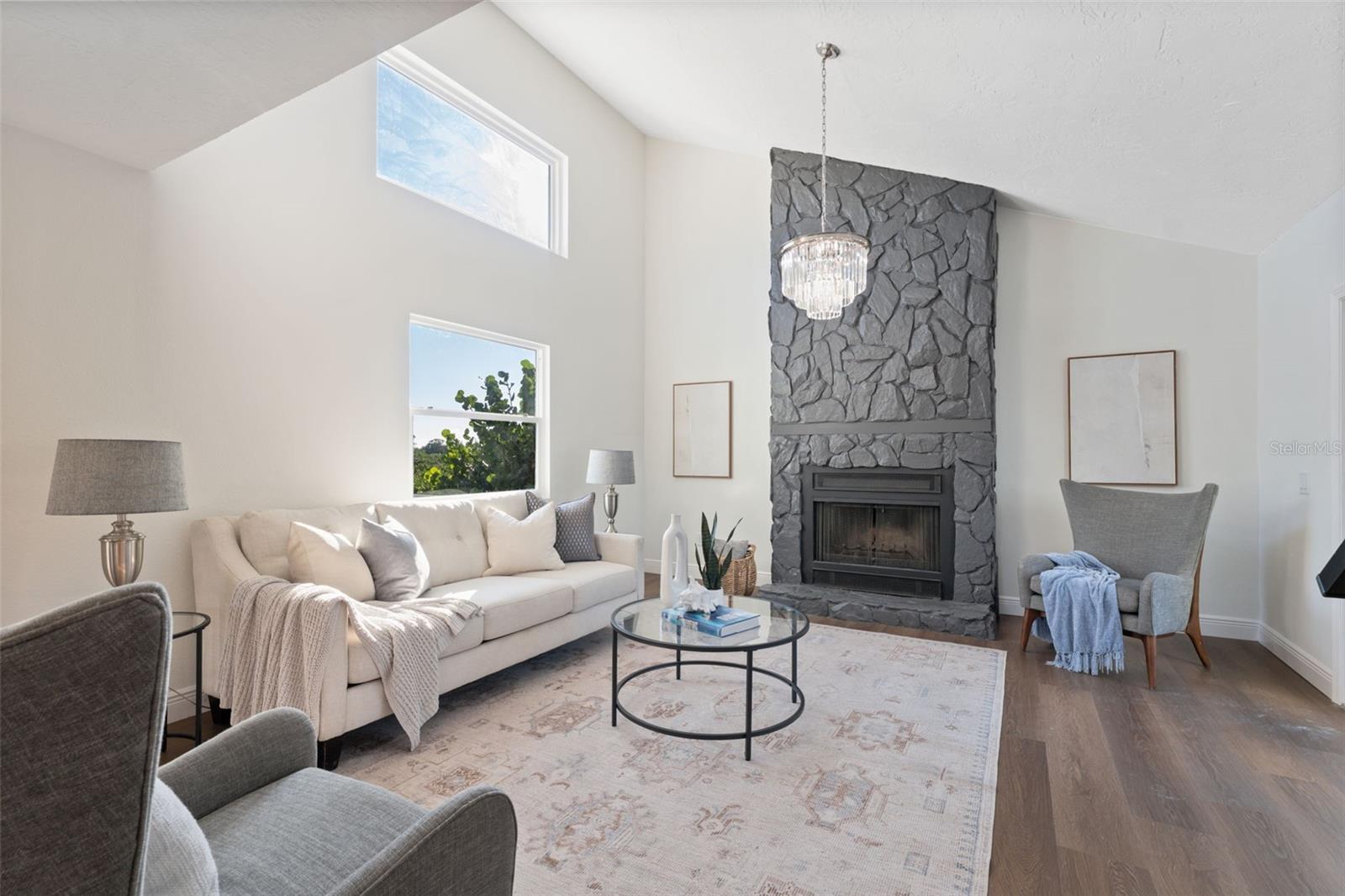 ACREAGE - Residential