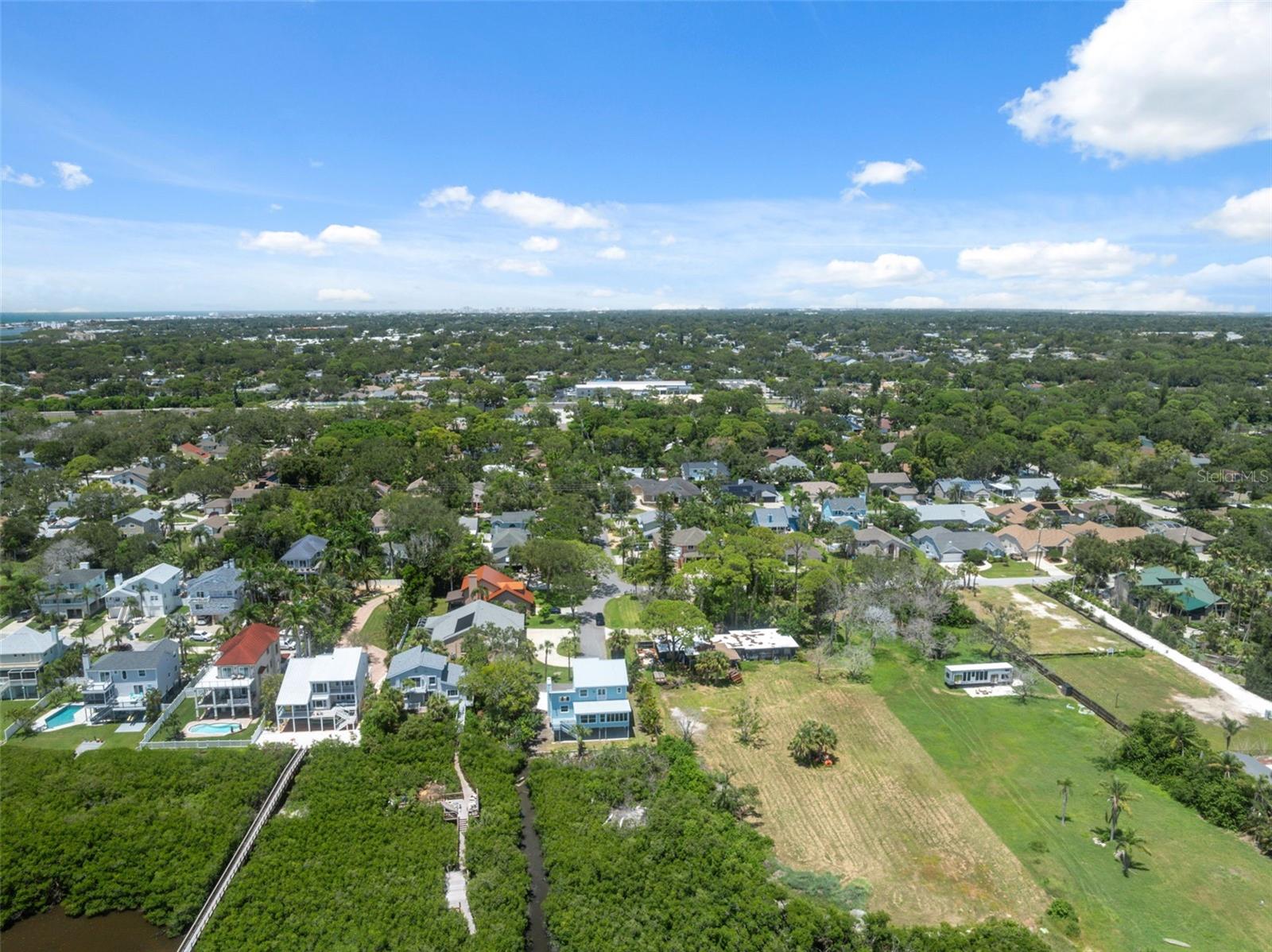 ACREAGE - Residential