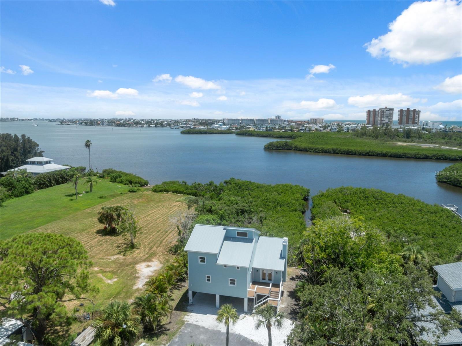 ACREAGE - Residential