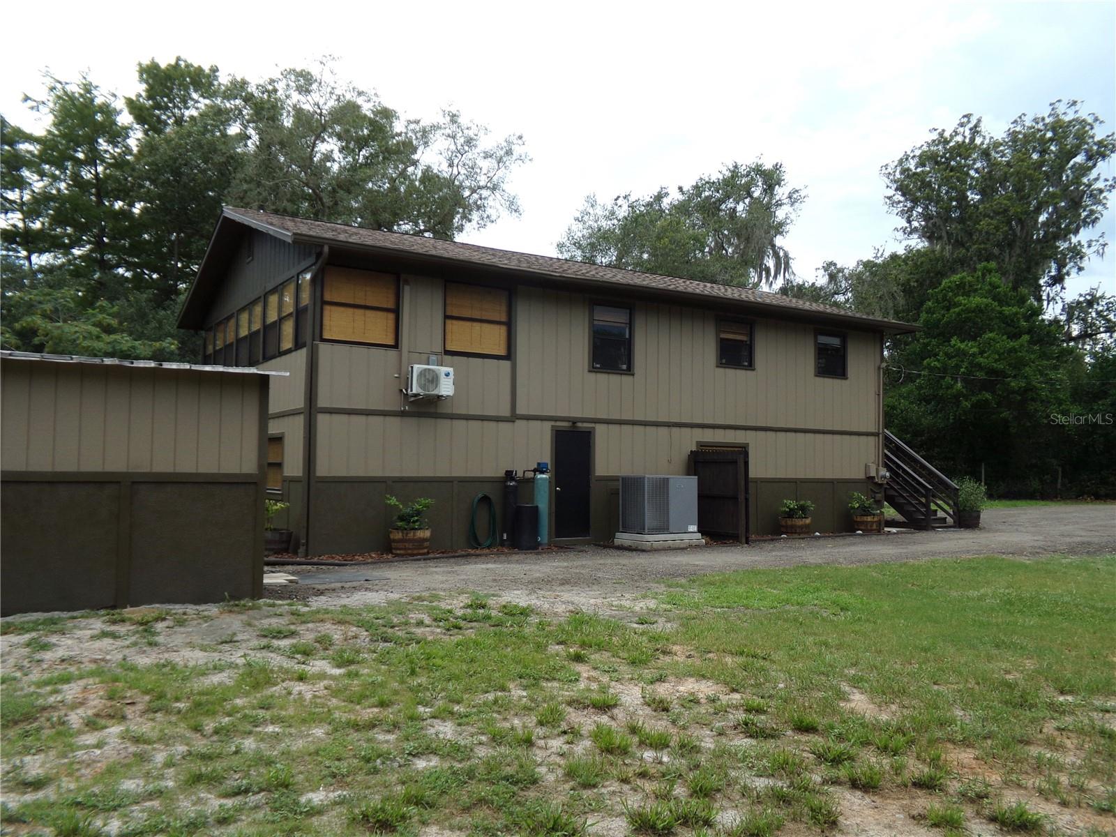 33068 ROUND TABLE ROAD