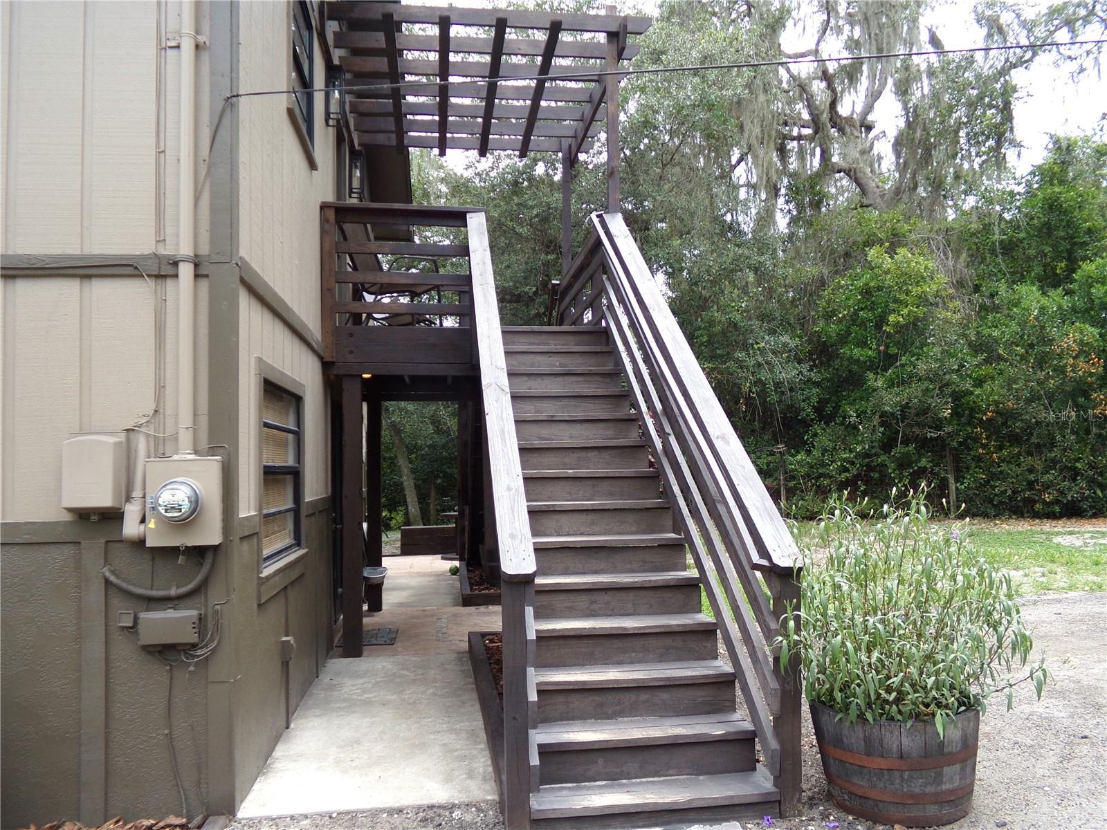 33068 ROUND TABLE ROAD