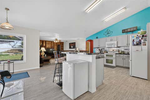 Tiny photo for 9800 Crenshaw Circle, Clermont, FL 34711 (MLS # G5114300)